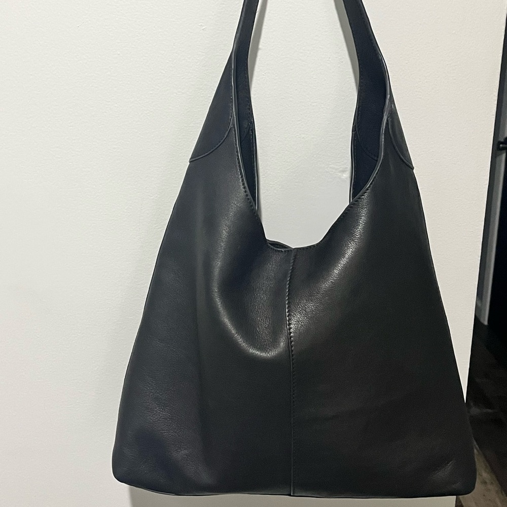 Margot large shoulder bag black leather